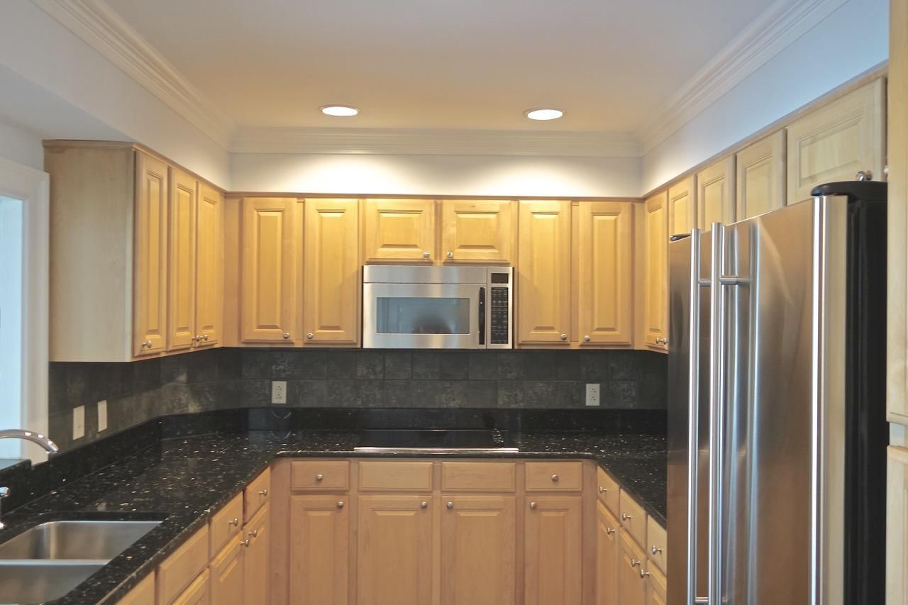 5009 Old Bridgeview Lane Photo 10