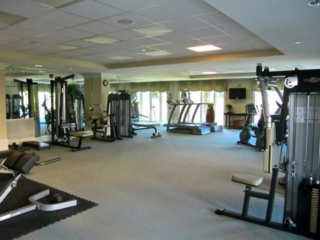 5009 Old Bridgeview Lane Photo 34