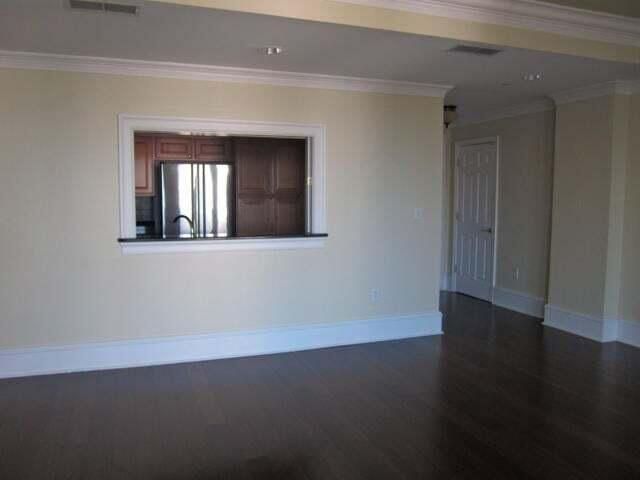 5009 Old Bridgeview Lane Photo 9