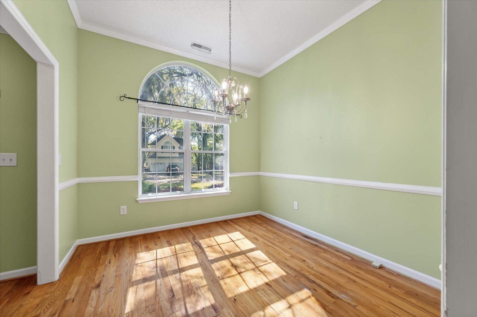 2319 Marsh Lake Court Photo 18