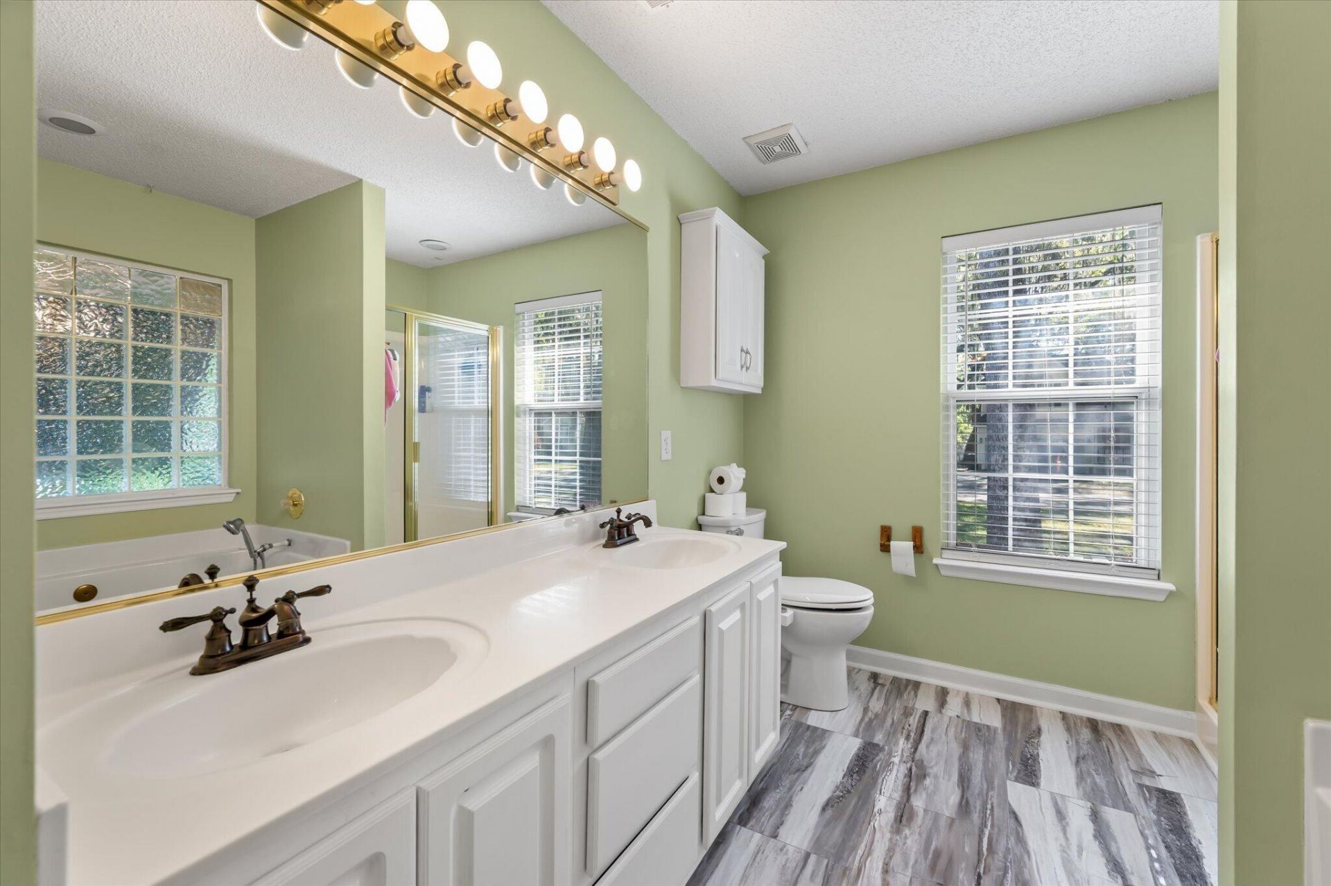 2319 Marsh Lake Court Photo 24