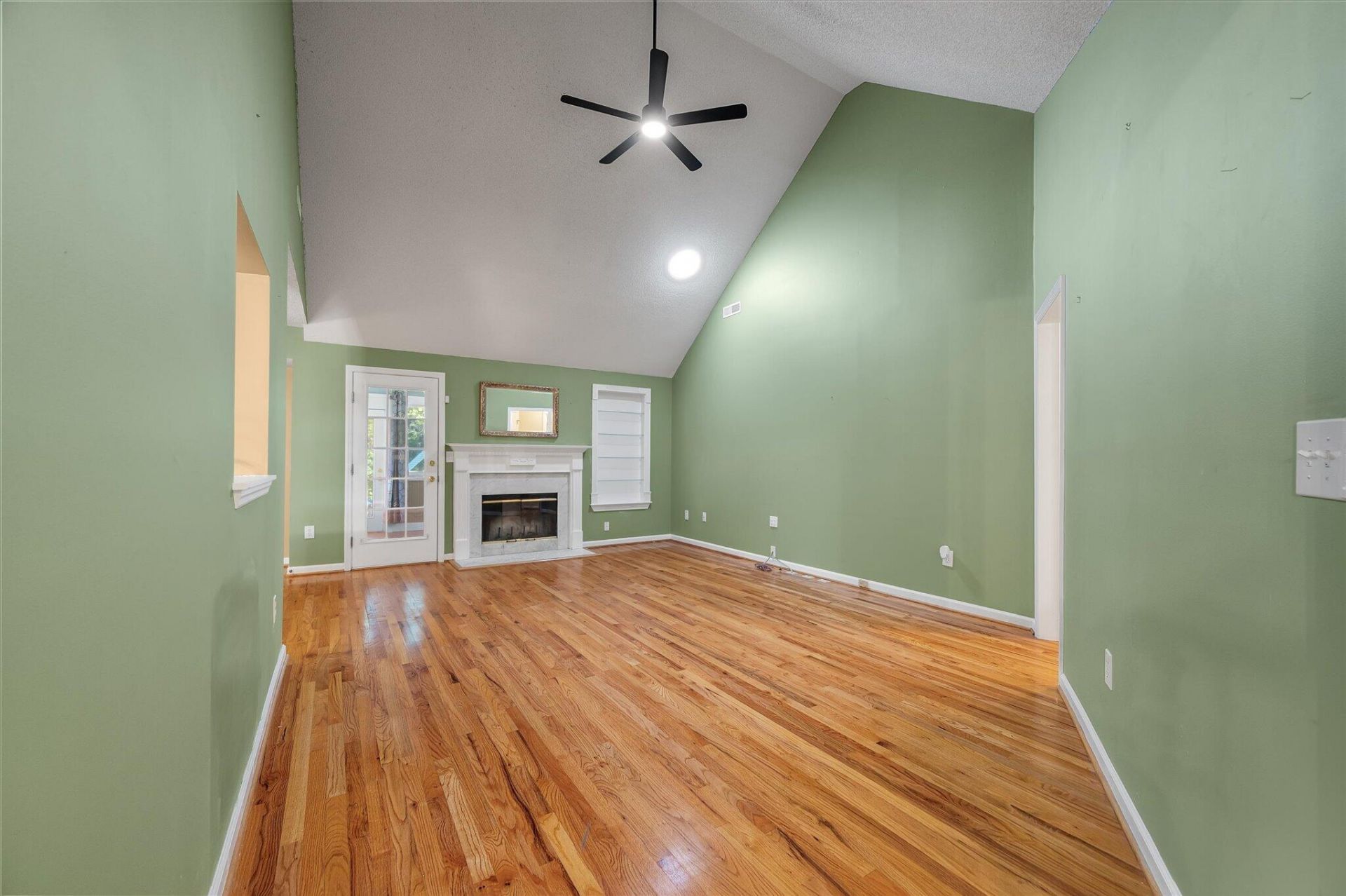 2319 Marsh Lake Court Photo 5