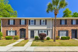 415 Parkdale Drive photo 4