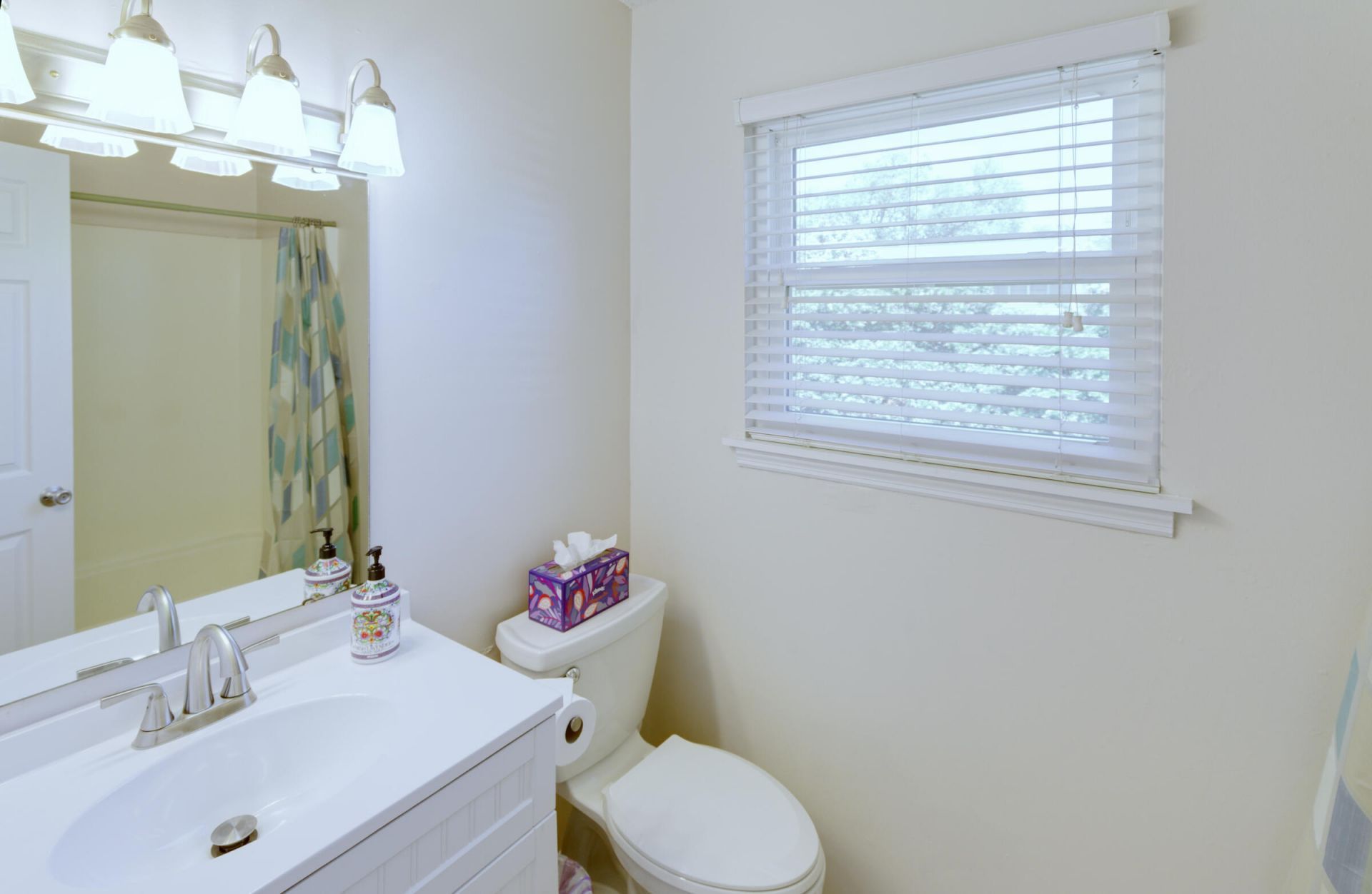 415 Parkdale Drive Photo 22