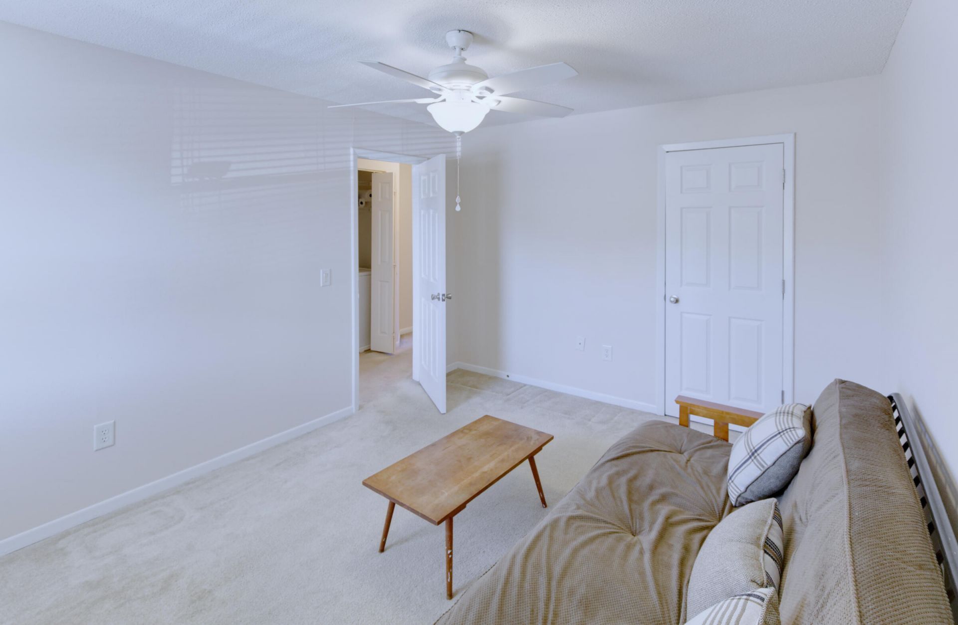 415 Parkdale Drive Photo 32