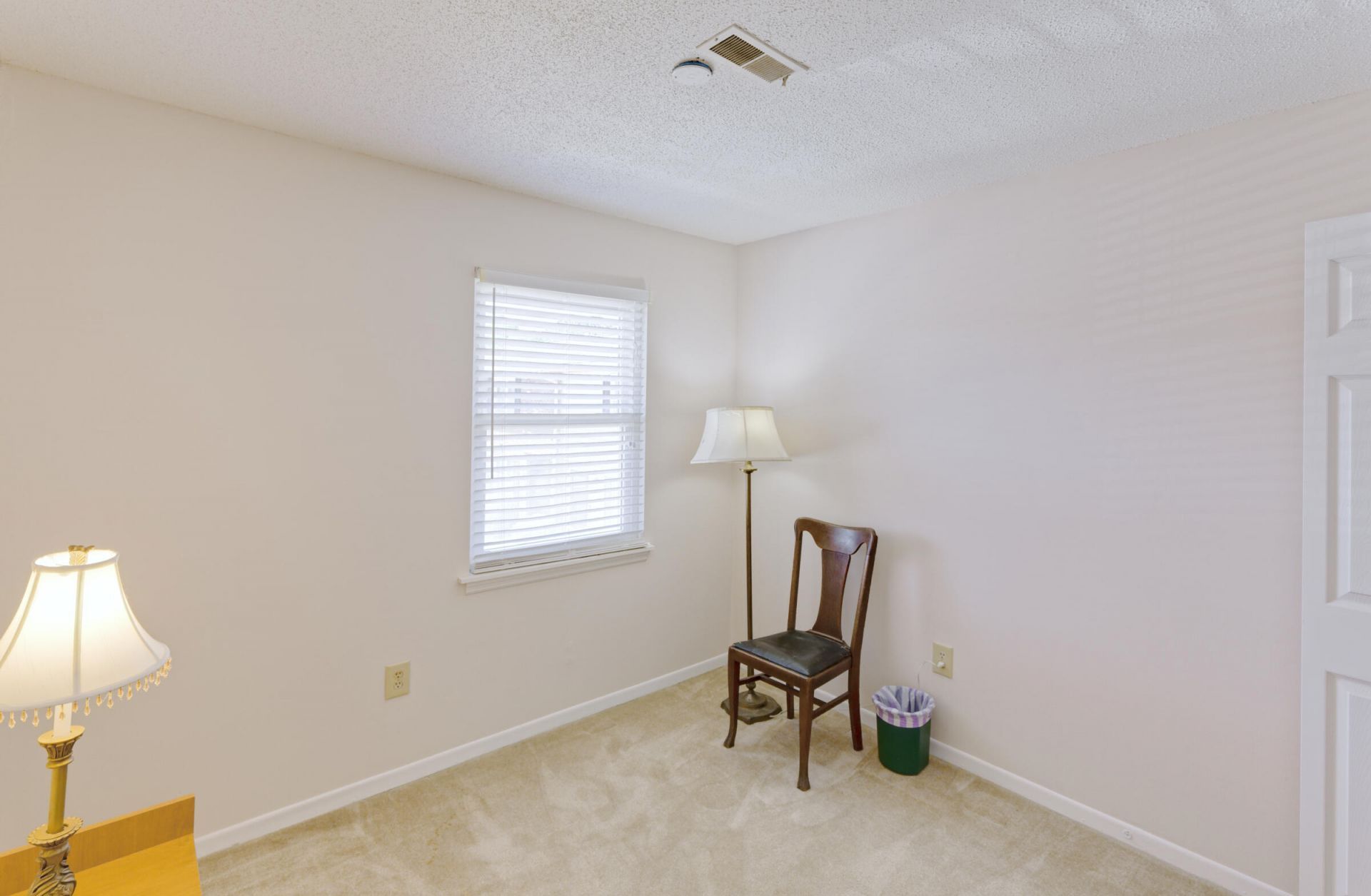 415 Parkdale Drive Photo 33