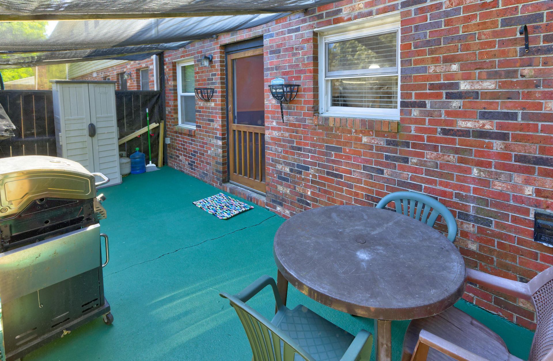 415 Parkdale Drive Photo 4