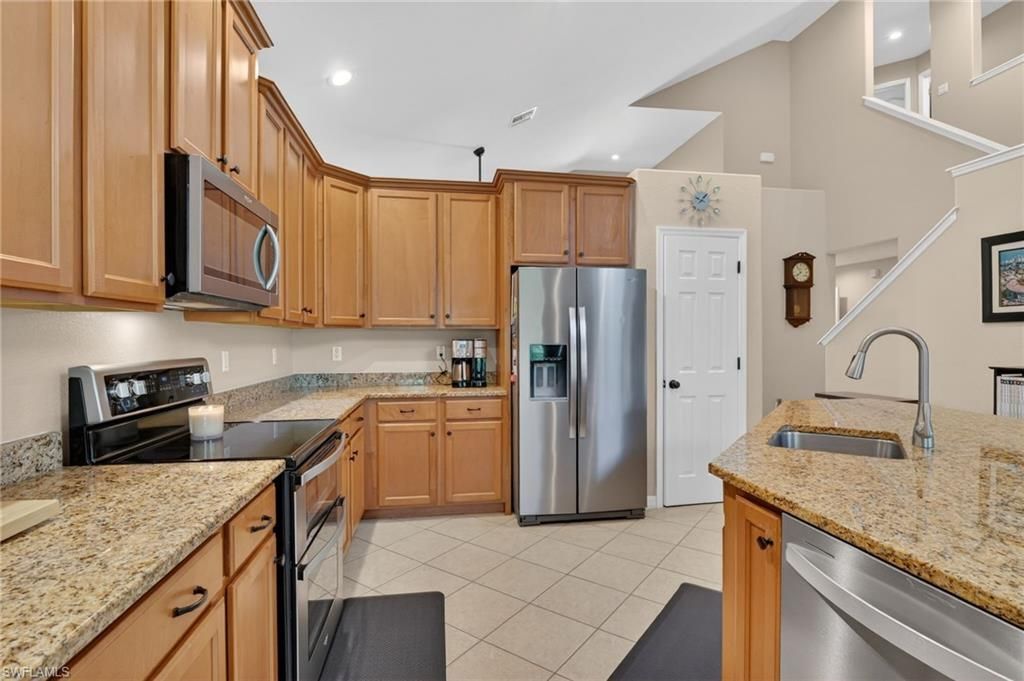 8696 Banyan Bay Blvd, Fort Myers, FL 33908 Photo