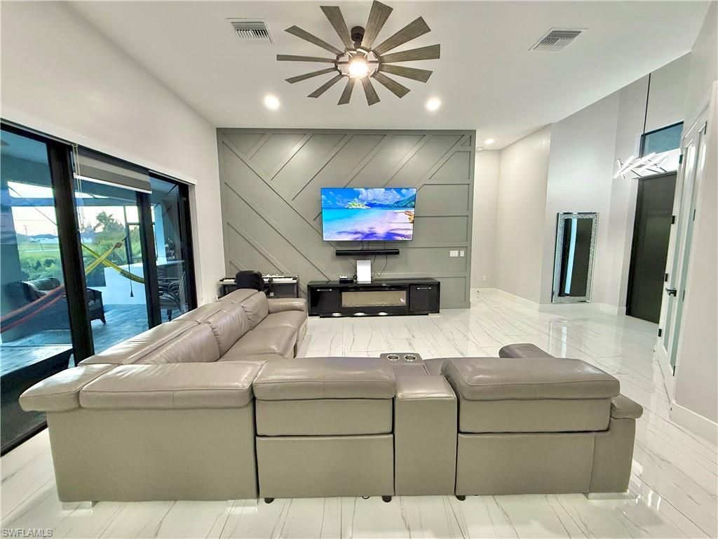 2618 NW 8th Ter, Cape Coral, FL 33993 Photo