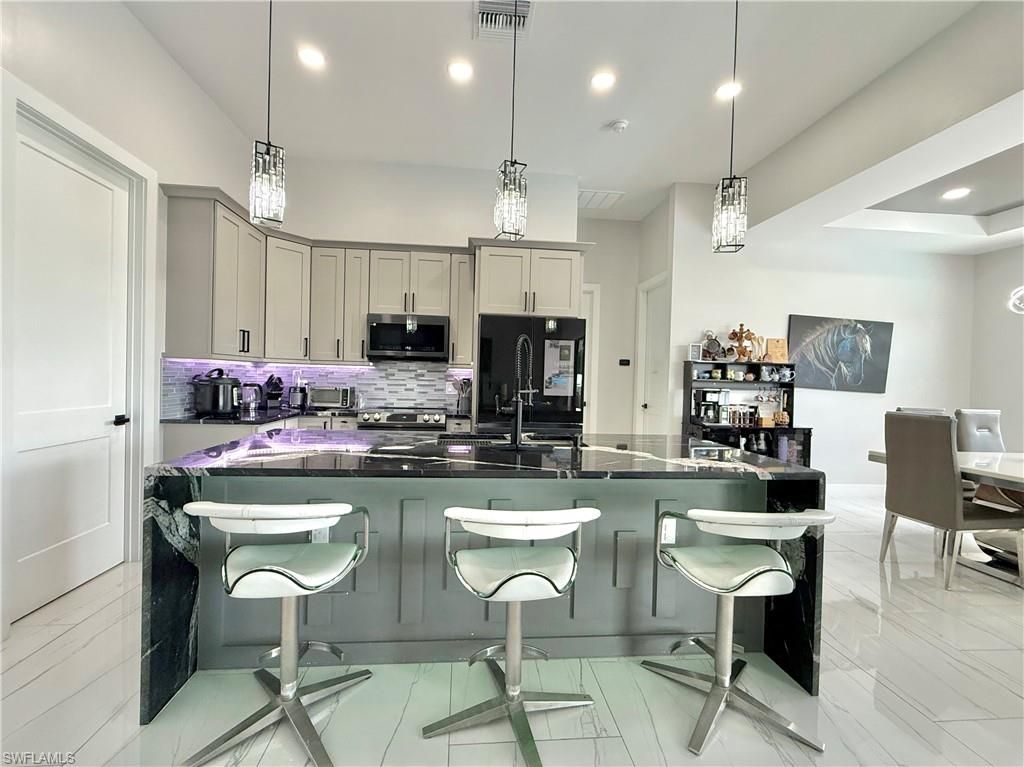 2618 NW 8th Ter, Cape Coral, FL 33993 Photo