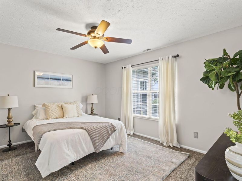 360 Villa Oaks Lane, Columbus, OH 43230 Photo 16