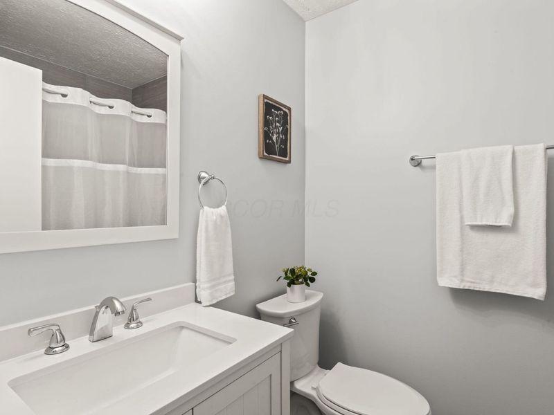 360 Villa Oaks Lane, Columbus, OH 43230 Photo 21