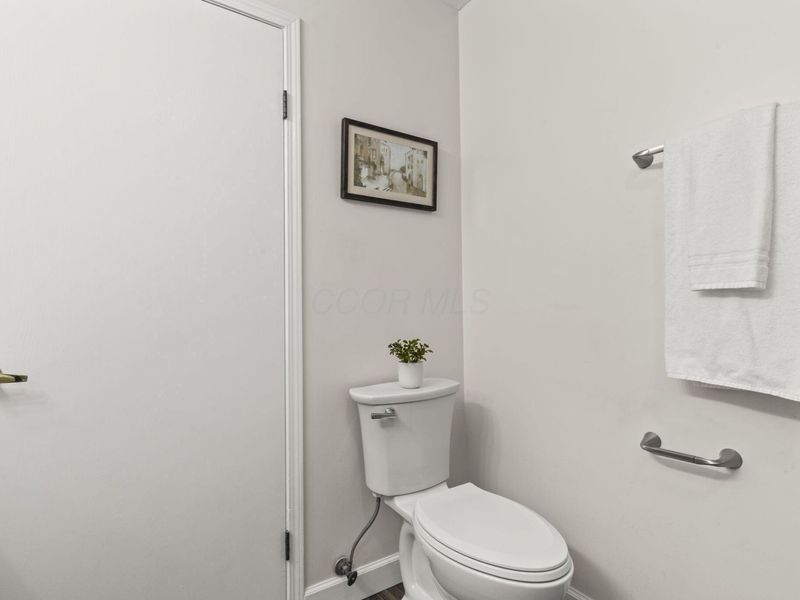 360 Villa Oaks Lane, Columbus, OH 43230 Photo 22