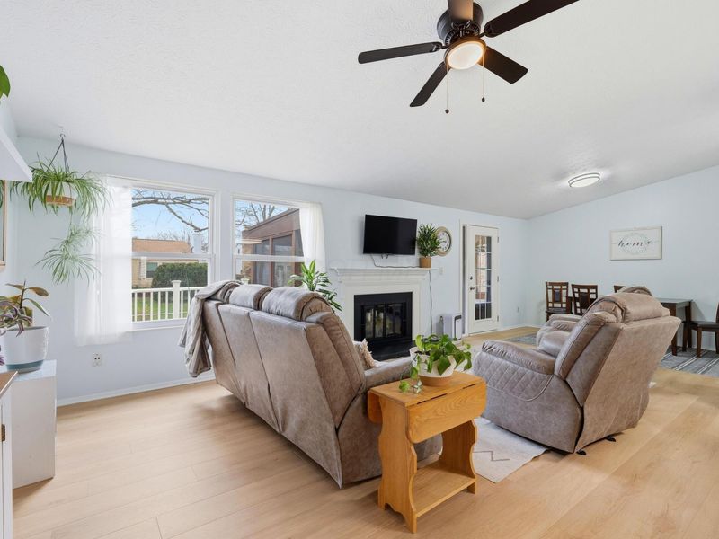 1013 S Hempstead Road, Westerville, OH 43081 Photo 4