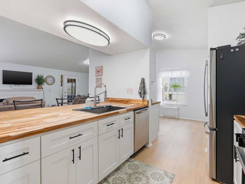 1013 S Hempstead Road, Westerville, OH 43081 Photo 7