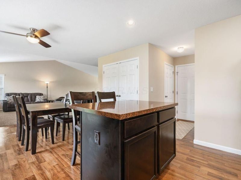 2335 Creek View Place, Unit 35, Grove City, OH 43123 Photo 13