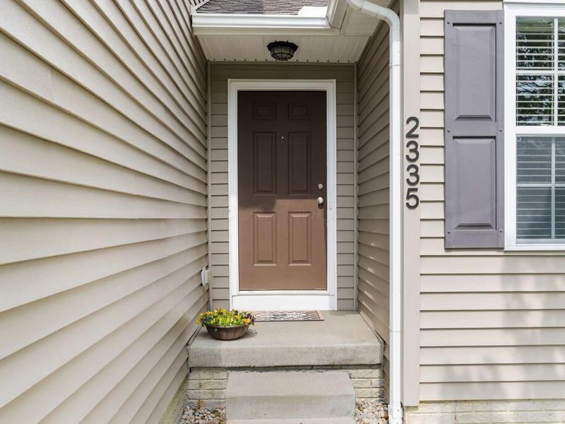 2335 Creek View Place, Unit 35, Grove City, OH 43123 Photo 4