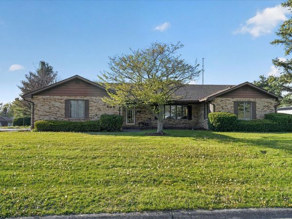 235 San Mar Gale Drive , Sabina, OH 45169