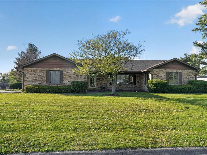 235 San Mar Gale Drive, Sabina, OH 45169 Photo 1