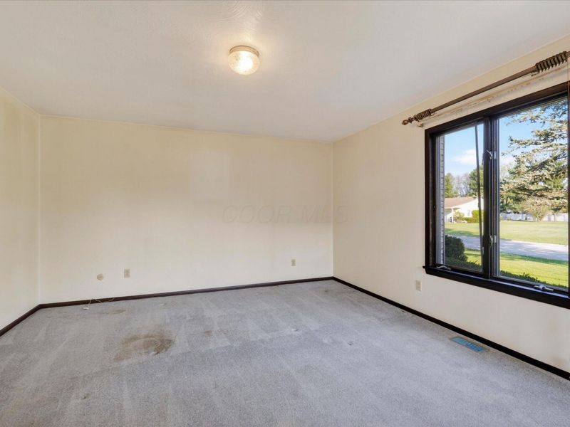 235 San Mar Gale Drive, Sabina, OH 45169 Photo 27