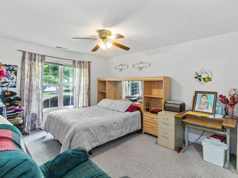 2477 Crystal Springs Drive, Hilliard, OH 43026 Photo 7