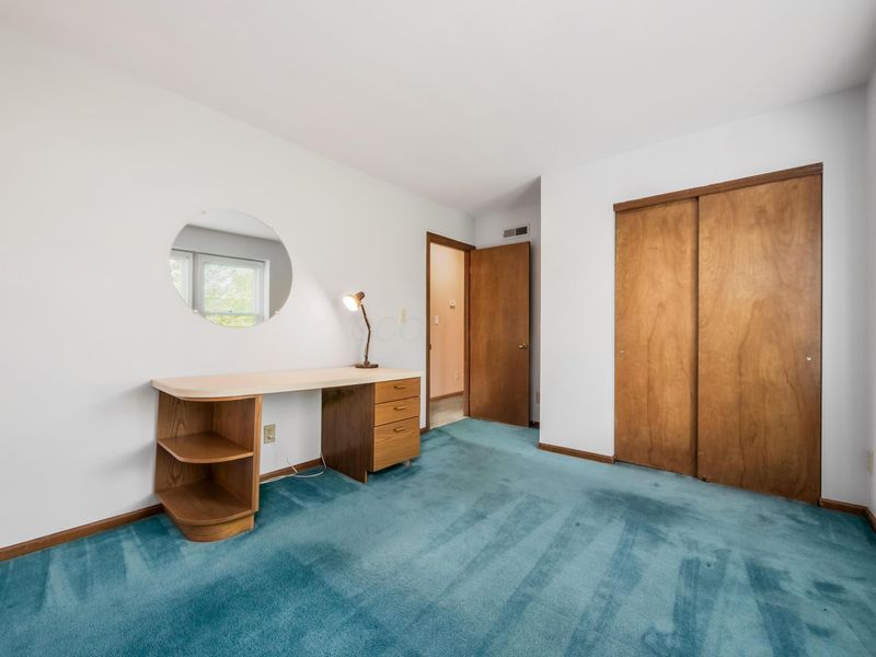 3851 Equestrian Court , Columbus, OH 43221 Photo 25