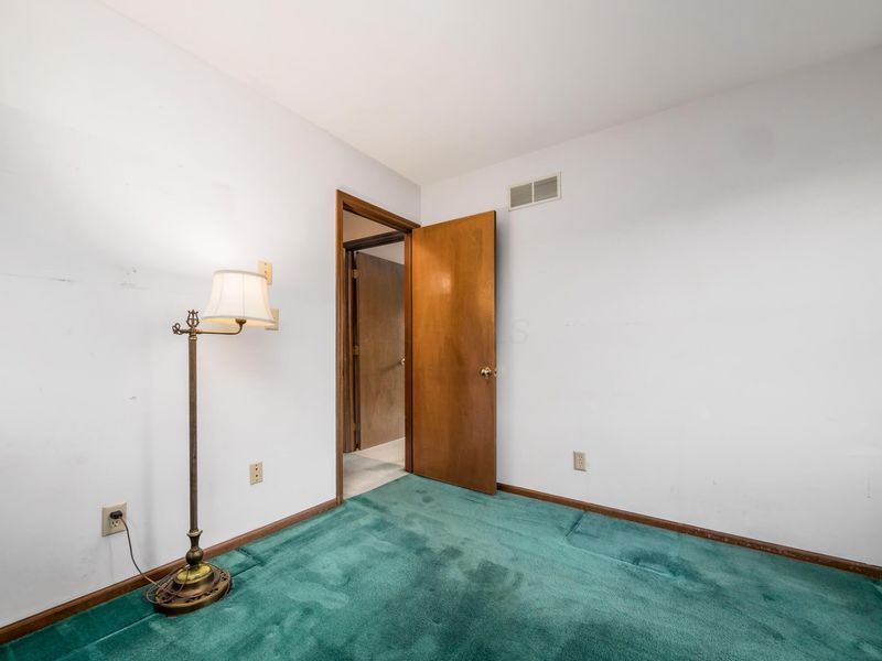 3851 Equestrian Court , Columbus, OH 43221 Photo 29