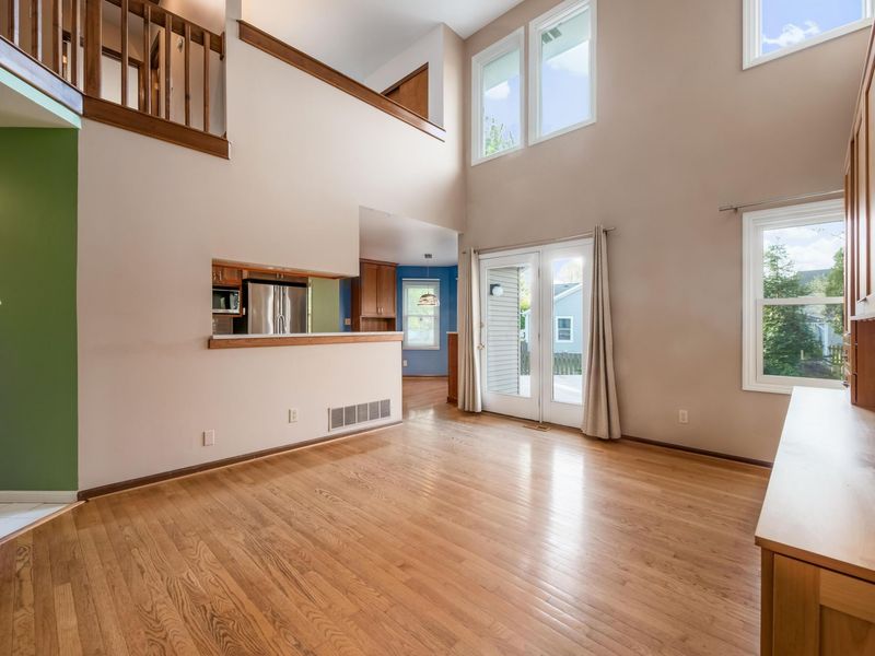 3851 Equestrian Court , Columbus, OH 43221 Photo 3