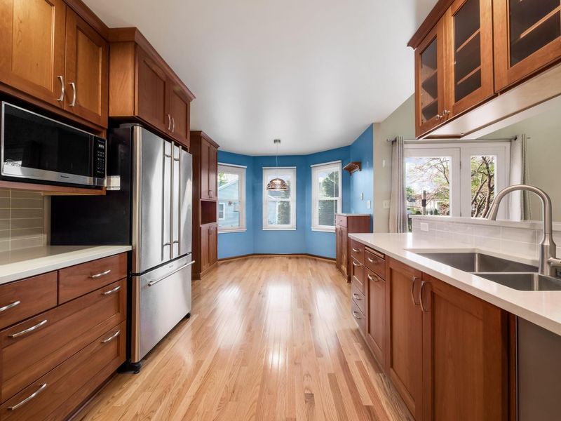 3851 Equestrian Court , Columbus, OH 43221 Photo 6