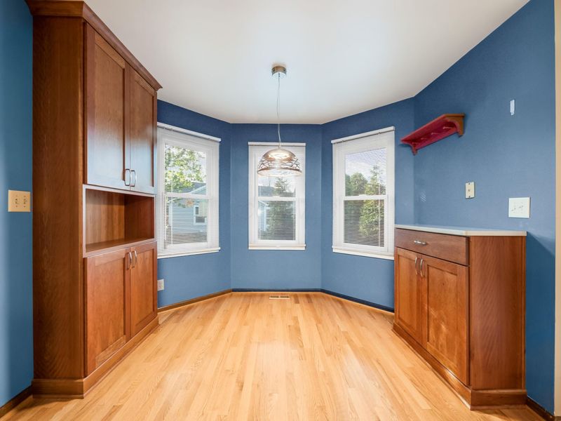 3851 Equestrian Court , Columbus, OH 43221 Photo 7