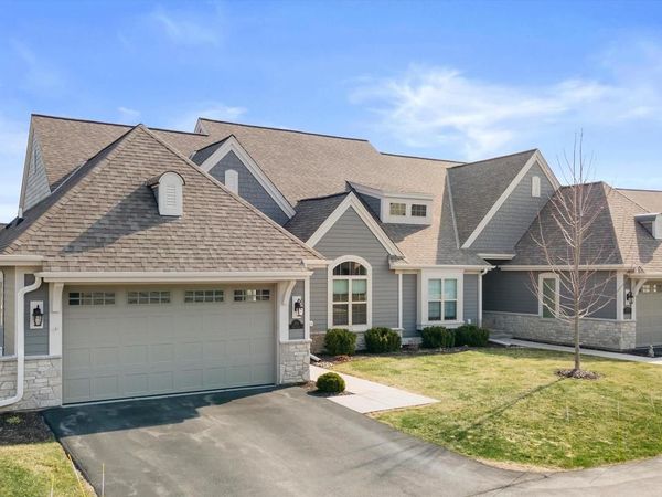 1751 Derby LANE, Oconomowoc, WI 53066