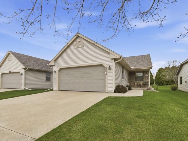 N162W20270 Butternut LANE, Jackson, WI 53037