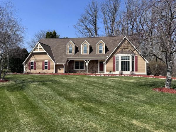 15340 Turnberry DRIVE, Brookfield, WI 53005