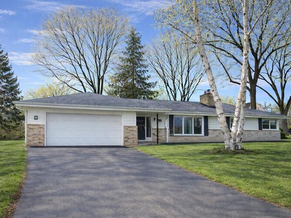 1415 N 118th STREET, Wauwatosa, WI 53226