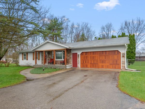 22840 Red Arrow Highway, Mattawan, MI 49071