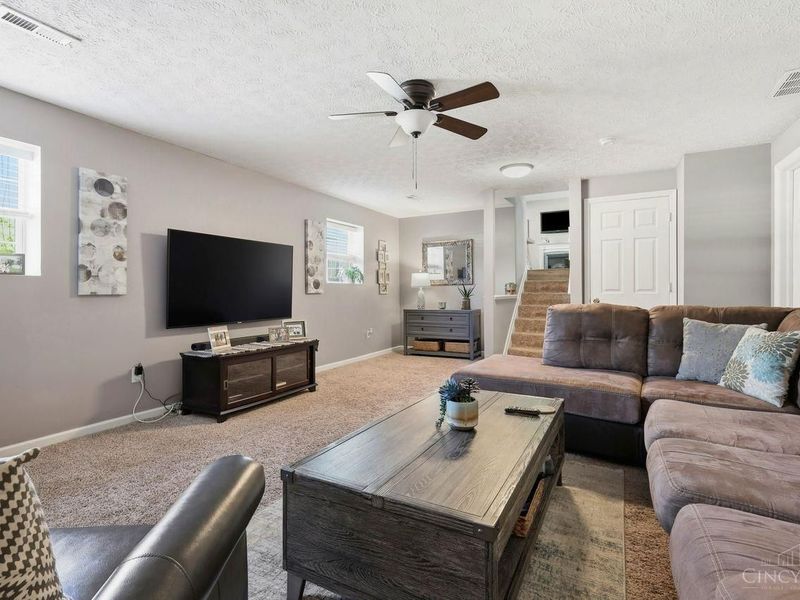 596 Terrace Creek Court, Clearcreek Twp., OH 45036 Photo 12