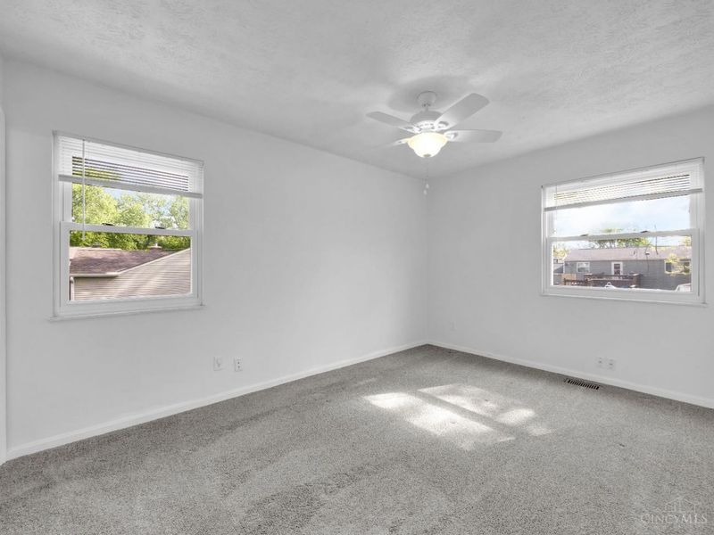 1296 Laura Lane, Mason, OH 45040 Photo 13