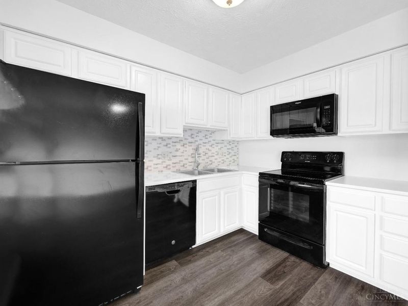 1296 Laura Lane, Mason, OH 45040 Photo 8