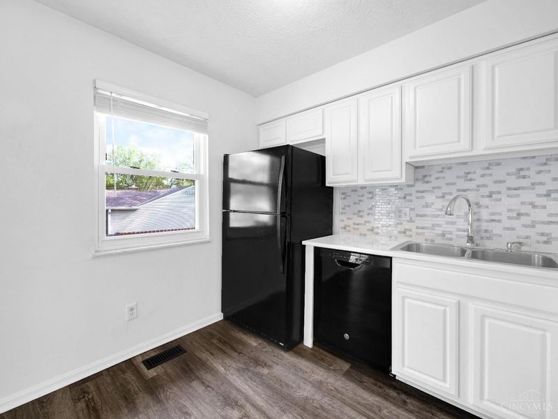 1296 Laura Lane, Mason, OH 45040 Photo 9