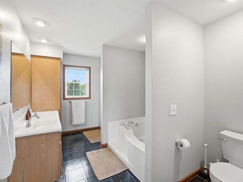 76 Whitethorne Court, Union Twp, OH 45177 Photo 25