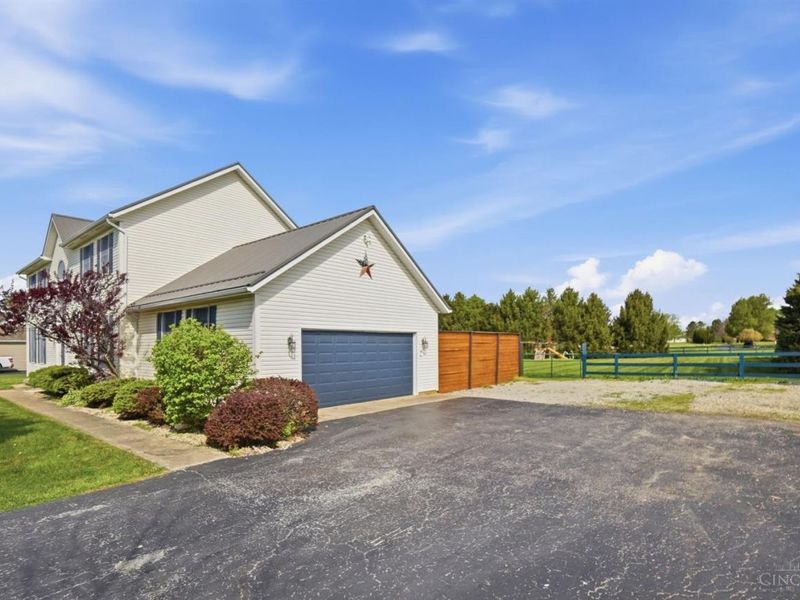 76 Whitethorne Court, Union Twp, OH 45177 Photo 6