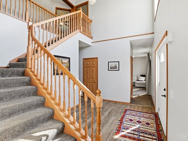 76 Whitethorne Court, Union Twp, OH 45177 Photo 9