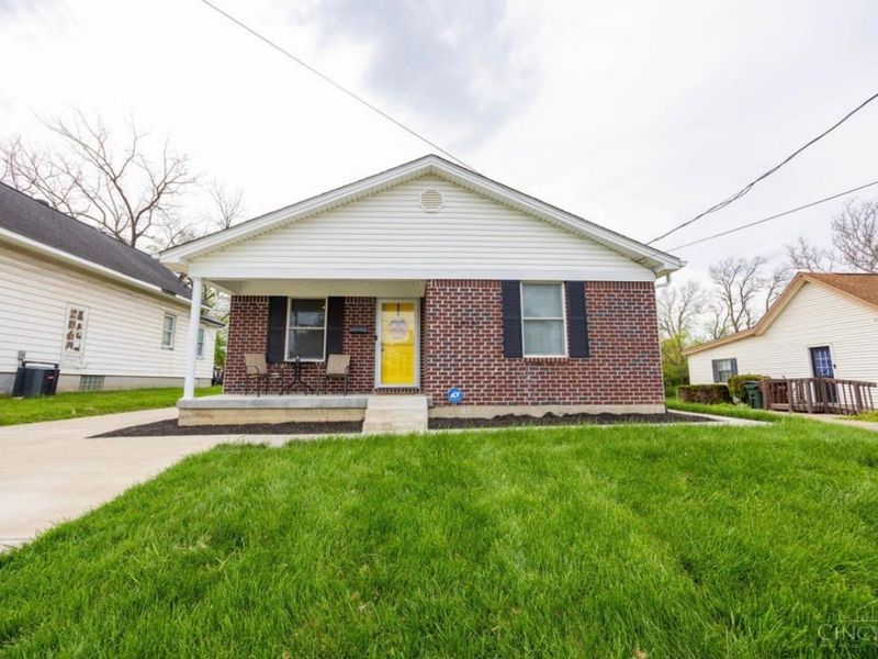 6915 Mearl Ave, North College Hill, OH 45239 Photo 1