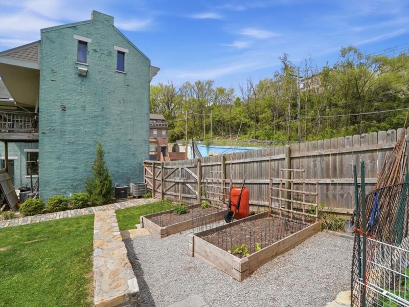 1816 Sycamore Street, Cincinnati, OH 45202 Photo 54