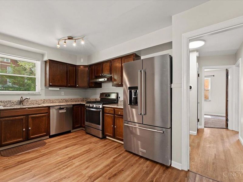 3730 Marydell Place, Cheviot, OH 45211 Photo 18