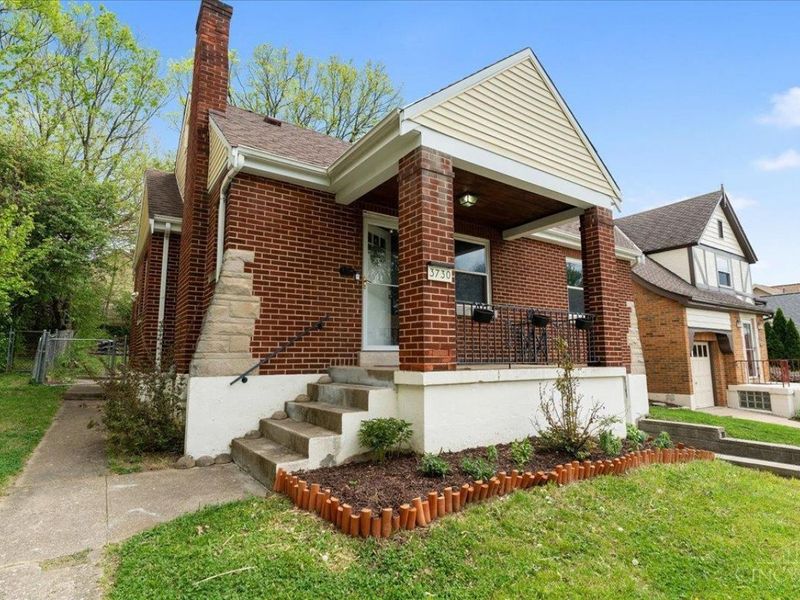 3730 Marydell Place, Cheviot, OH 45211 Photo 2