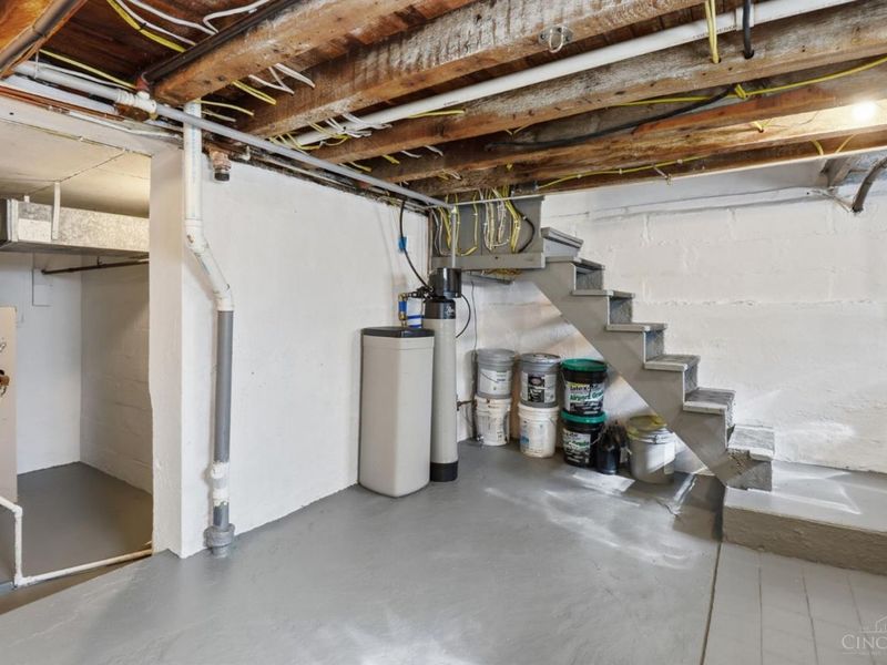 1734 Marquette Avenue, Cincinnati, OH 45230 Photo 32