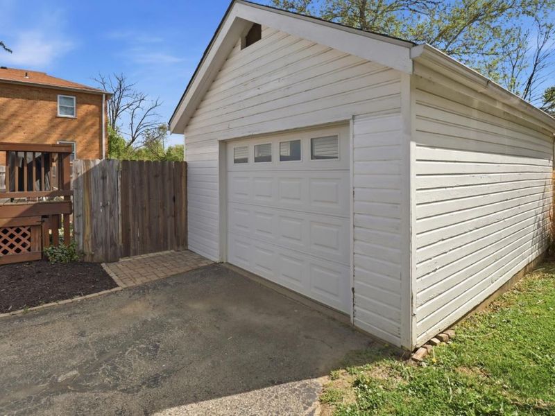 1734 Marquette Avenue, Cincinnati, OH 45230 Photo 33