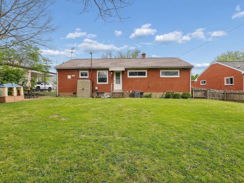 581 Fairhaven Drive, Hamilton, OH 45013 Photo 24