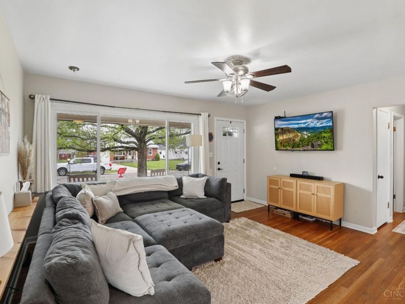 581 Fairhaven Drive, Hamilton, OH 45013 Photo 7